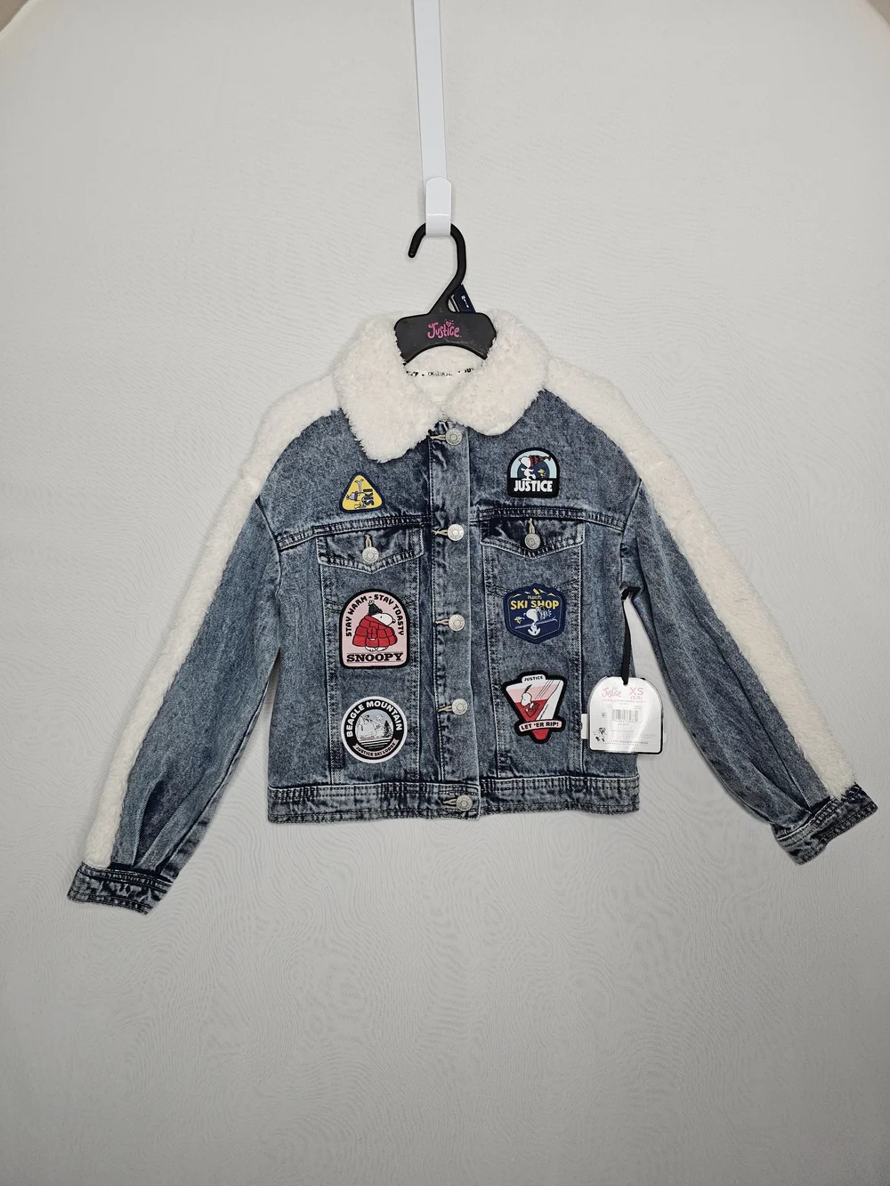 NWT Justice x Peanuts Snoopy Patch Acid Wash Denim Jacket Faux Fur Collar XS 5/6